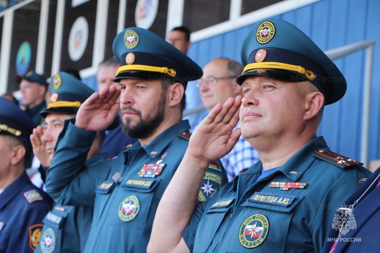 Первенство МЧС России по пожарно-спасательному спорту среди юношей и девушек  проходит в Подмосковье - Новости - Главное управление МЧС России по г.  Москве