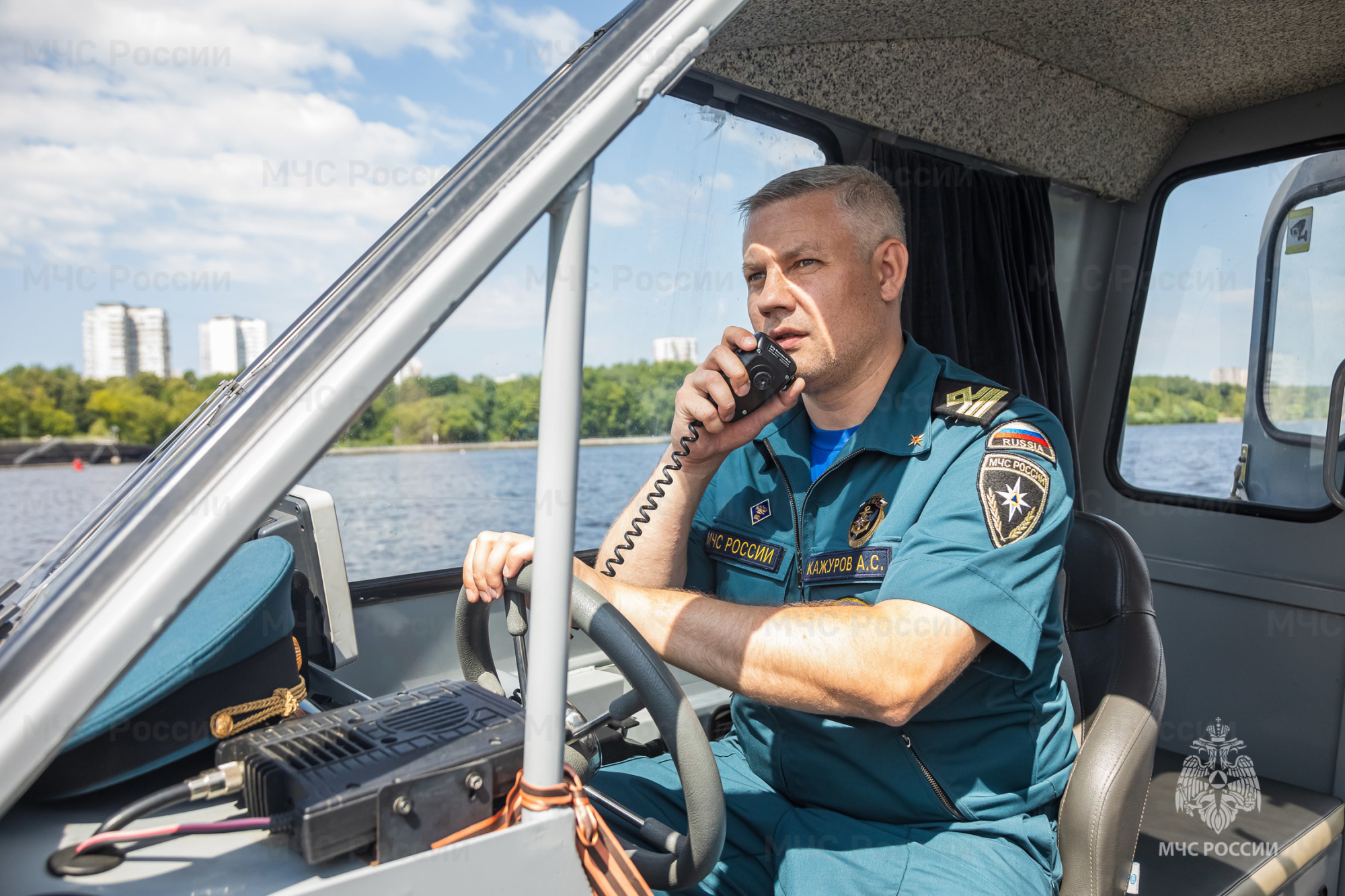 О правилах безопасного поведения на водных объектах в летний период -  Новости - Главное управление МЧС России по г. Москве