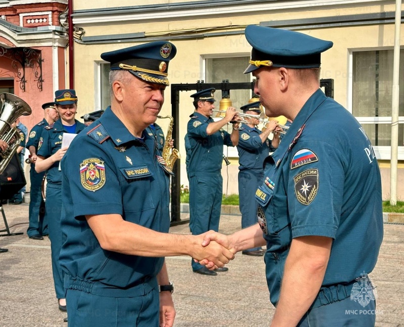 В Главном управлении прошло торжественное мероприятие, посвященное Дню Государственного флага Российской Федерации