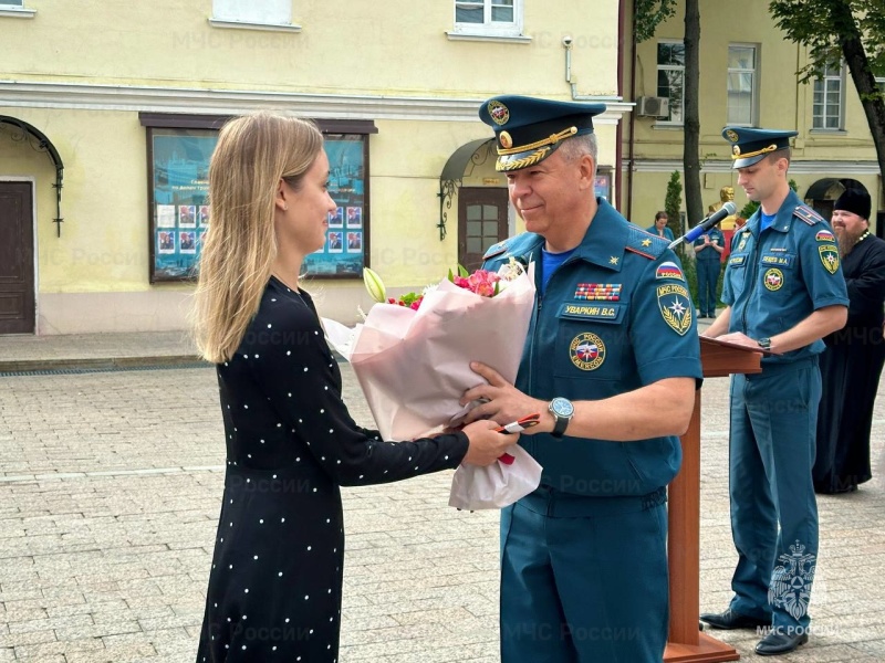 В Главном управлении прошло торжественное мероприятие, посвященное Дню Государственного флага Российской Федерации