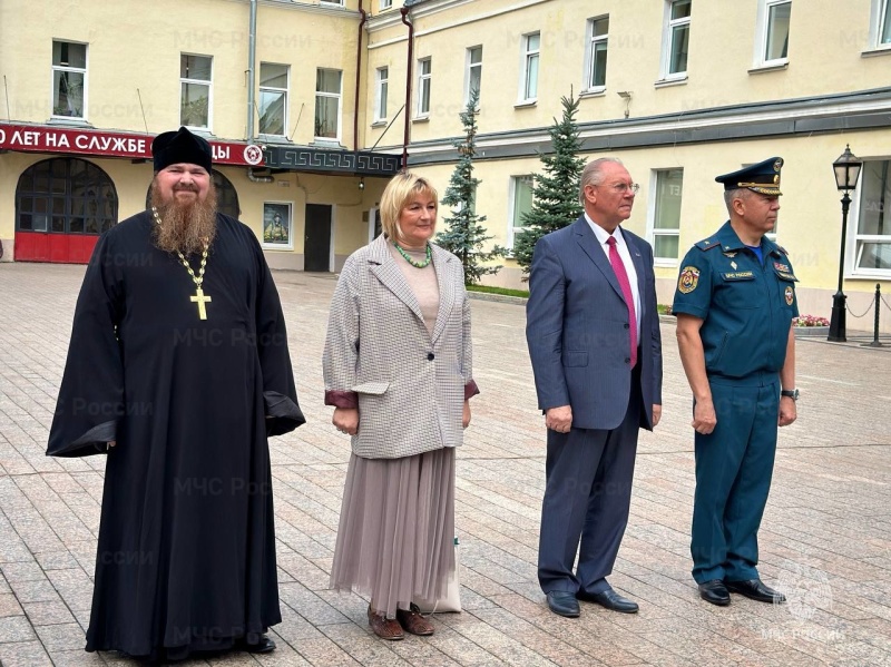 В Главном управлении прошло торжественное мероприятие, посвященное Дню Государственного флага Российской Федерации